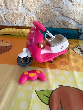 Scooter télécommandé Baby Born – Rose et Fun garanti !