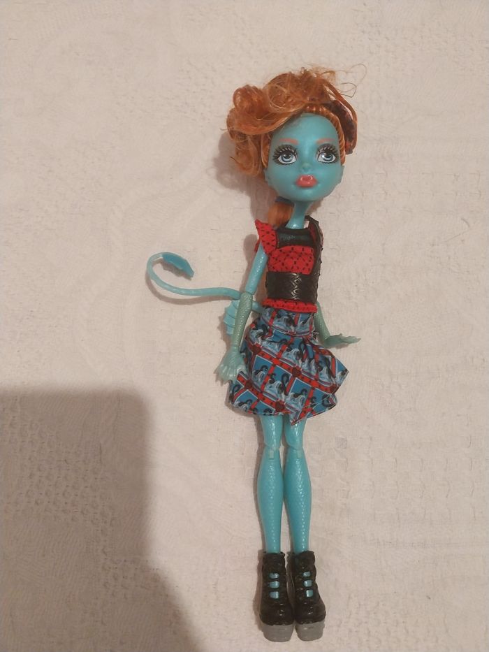 Poupée Lorna McNessie Monster High Monster Exchange Mattel G1 Échange Monstrueux - photo numéro 6