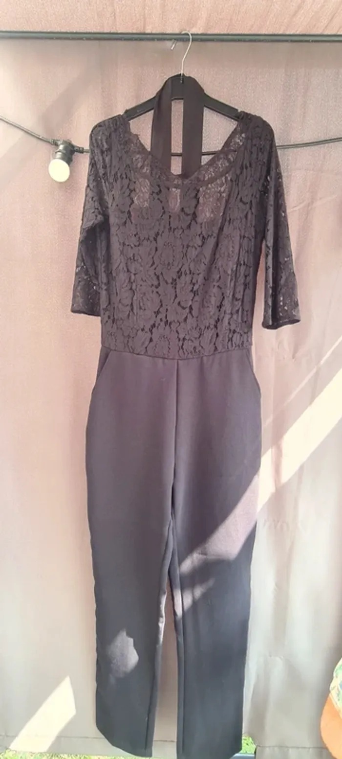 Combinaison noire dentelle neuve taille 38