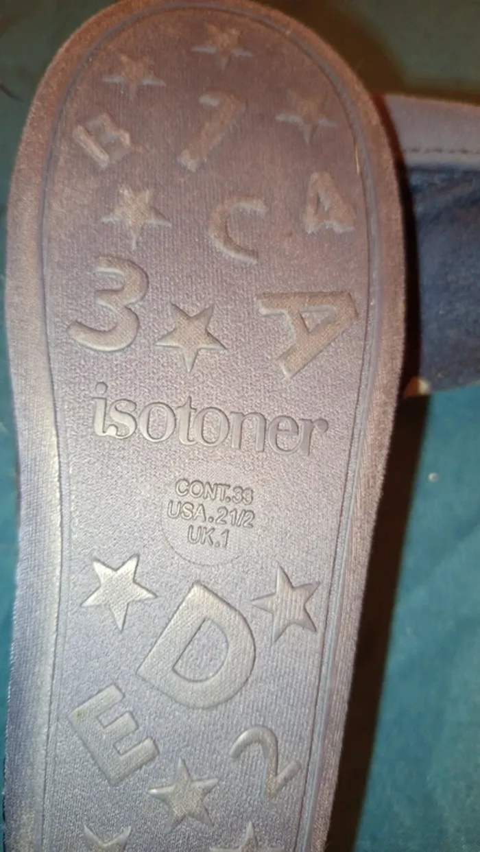 Chaussons isotoner taille 33 - photo numéro 8