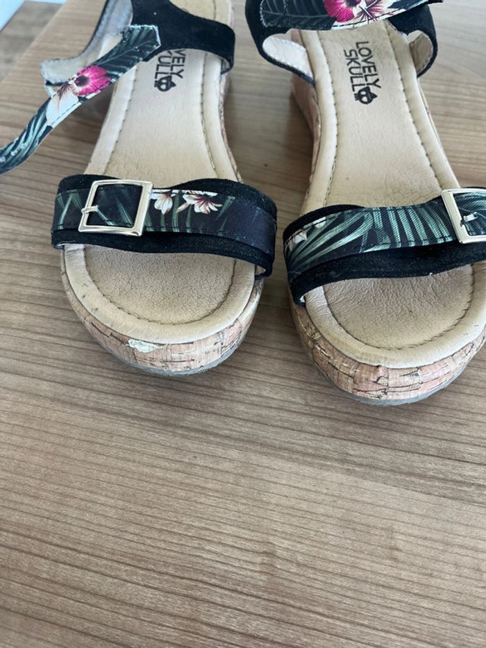 Chaussures compensées - photo numéro 3