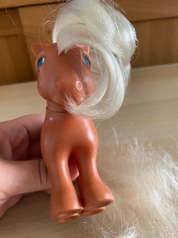 Petit poney Little pony hasbro butterscotch Italy brown marron 1982 cannella - photo numéro 9