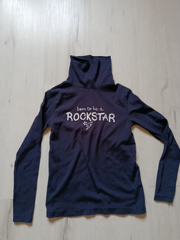 Sous pull neuf marque Kiabi taille 10 ans