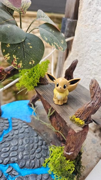 Super figurine Pokemon Évoli