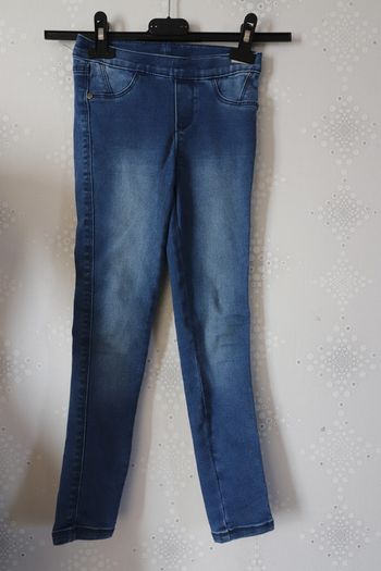 D1605 - jeans fille 6 ans