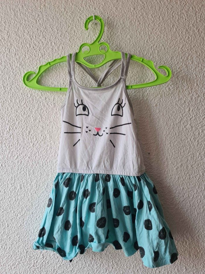robe chat blanche et bleu turquoise Kiabi