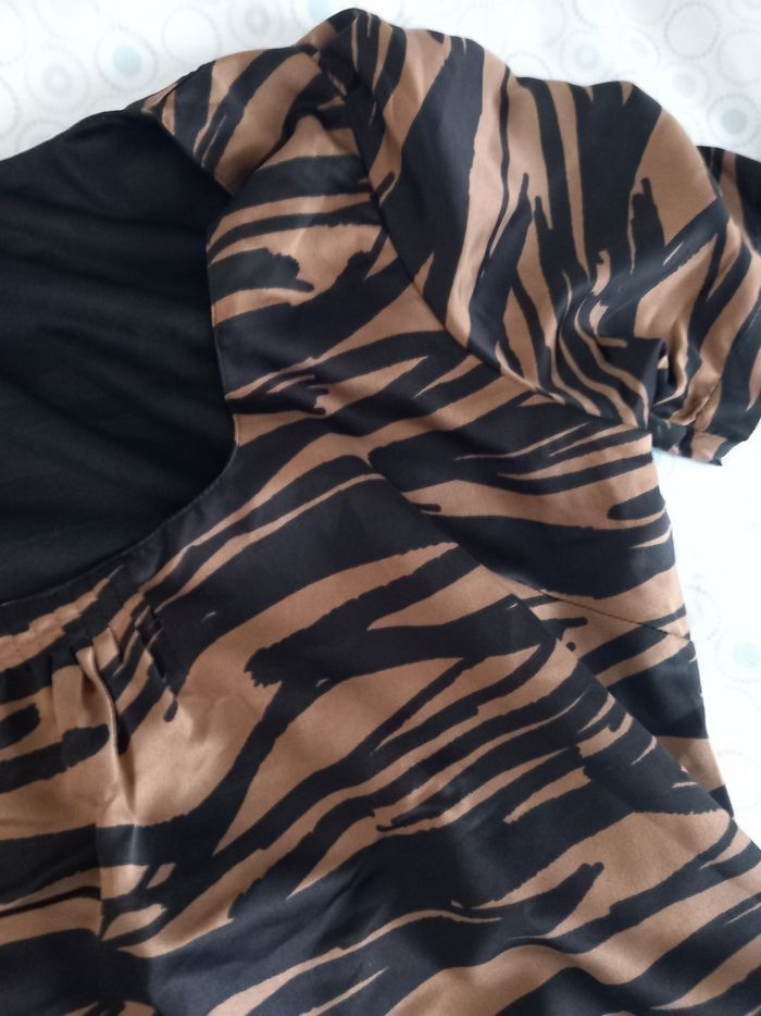 Robe zébré taille 38 - photo numéro 3