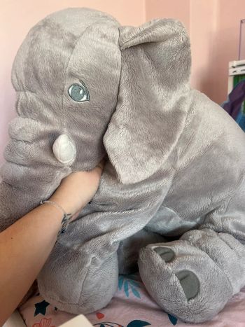 Grande peluche éléphant IKEA