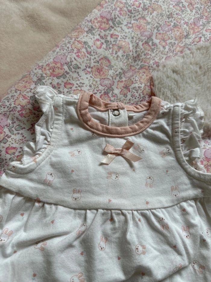 Barboteuse bodie 1 mois - photo numéro 2