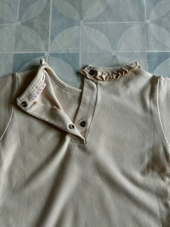 T shirt fille - Pick Ouic baby - 2 ans - en très bon état - photo numéro 3