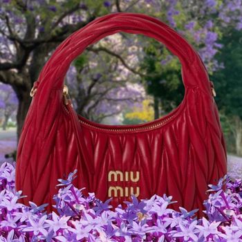 Sac à mains rouge