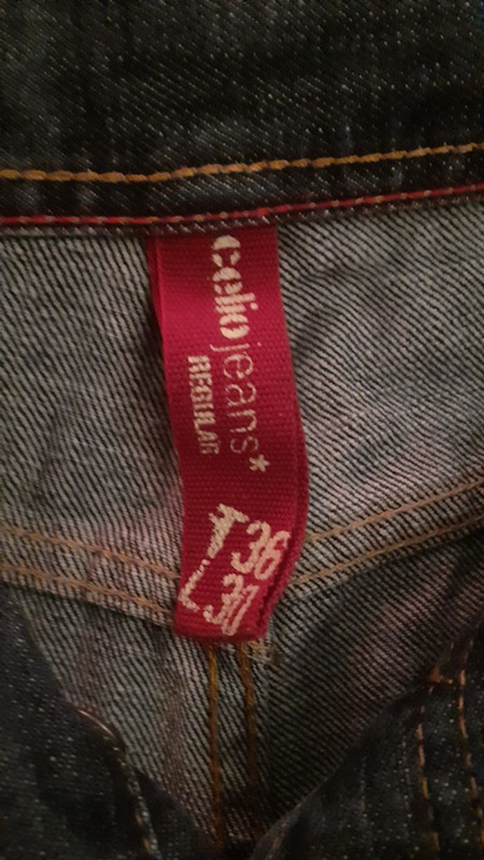 💥 Très beau jeans. Regular noir. Taille 36. Celio 💥 - photo numéro 4
