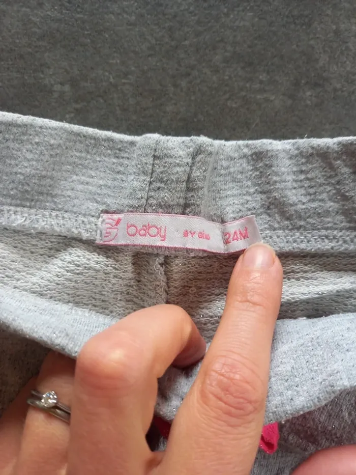 Lot pantalons 24 mois - photo numéro 9