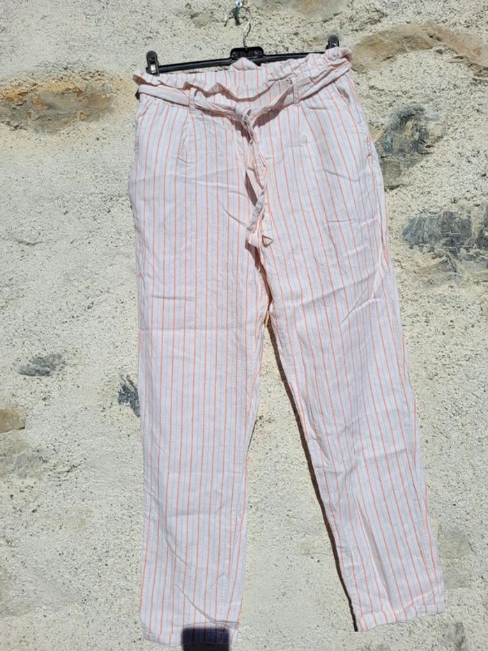 Superbe pantalon en lin Gémo,  crème à rayures abricot, 16 ans, neuf