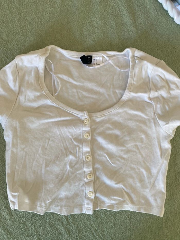 Crop top t-shirt taille M