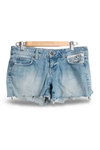 Short en jean bleu clair détails dentelle • light blue denim short Vero Moda Size 38/40