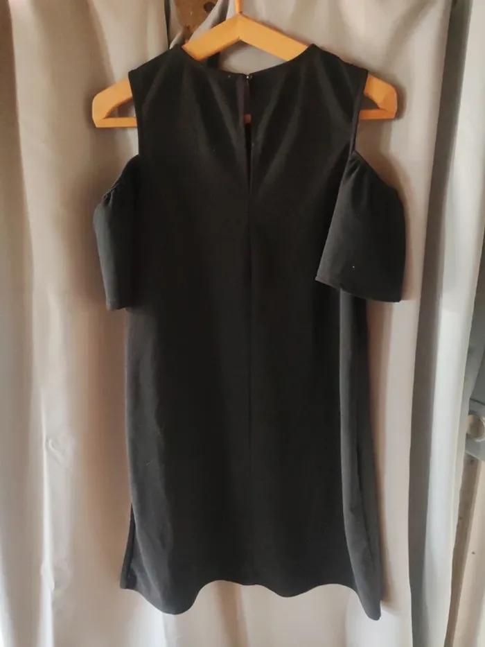 Robe épaules dénudées - photo numéro 4