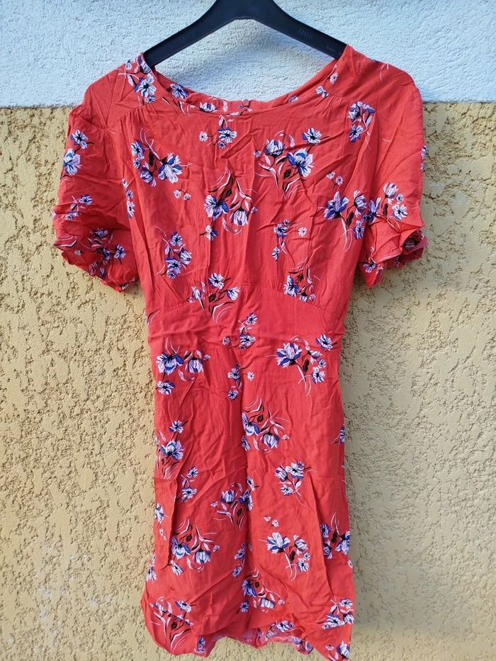 Petite robe - photo numéro 2