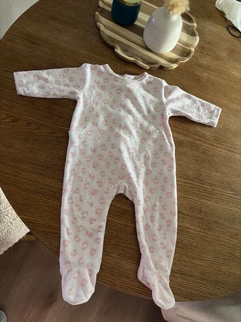 Pyjama taille 6 mois