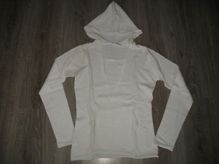 PULL FIN BLANC A CAPUCHE FILLE "KIABI KIDS" - 16 ANS - n°01 - photo numéro 4