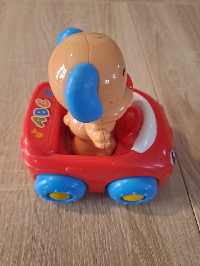 Voiture fisher price électronique et figurine - photo numéro 2