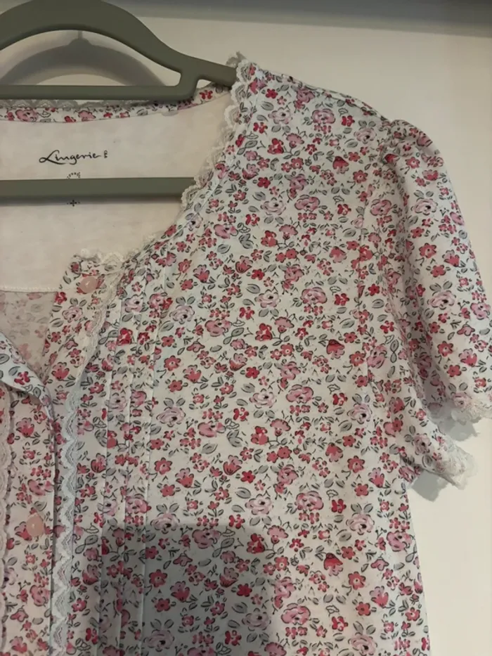 Chemise de nuit fleurie à boutons – Lingerie C&A – Taille S - photo numéro 2