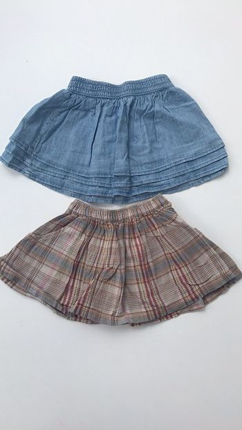 Lot de deux jupes 2-3 ans