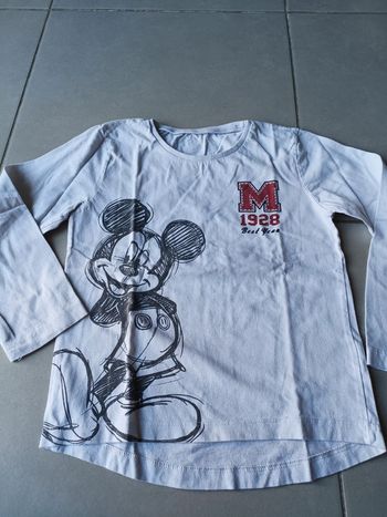 Tee -shirt taille 8 ans