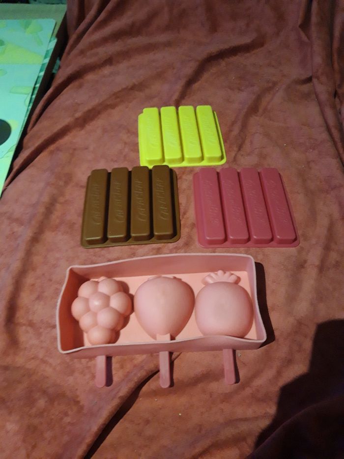 Lot moule a glaces et carambars - photo numéro 4