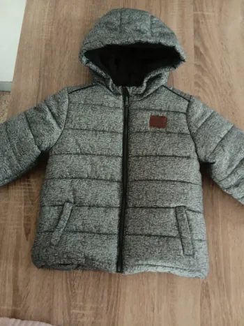 🌹doudoune 36 mois kiabi 🌹