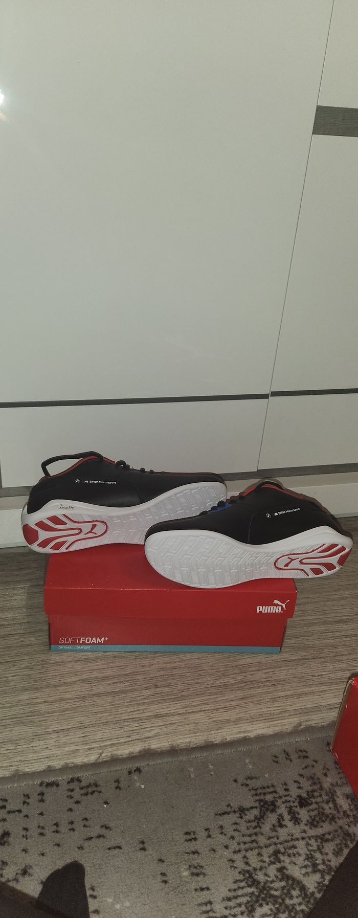 Baskets homme Puma  pointure 40 - photo numéro 4