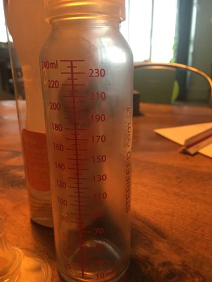 Biberon medela - photo numéro 3