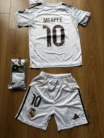 Maillot Mbappé - Réal Madrid - Ensemble complet 