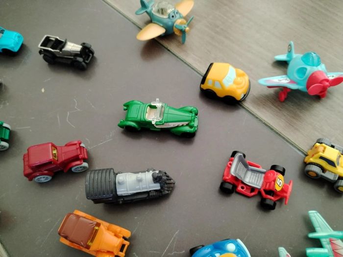 Lot ancien jouets kinder et autres - photo numéro 5