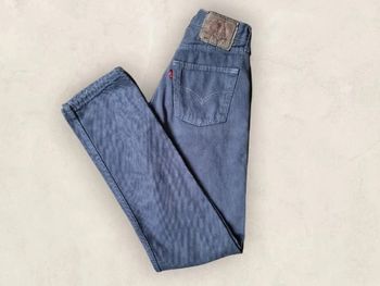 Jean Levi's 501 / gris / surpiqure blanche / W27L34