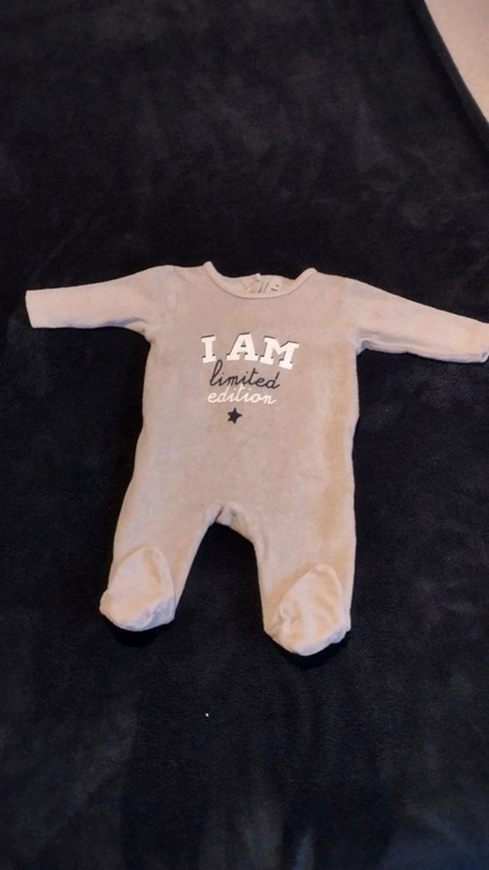 Lot vêtements bébé 1 mois - photo numéro 4