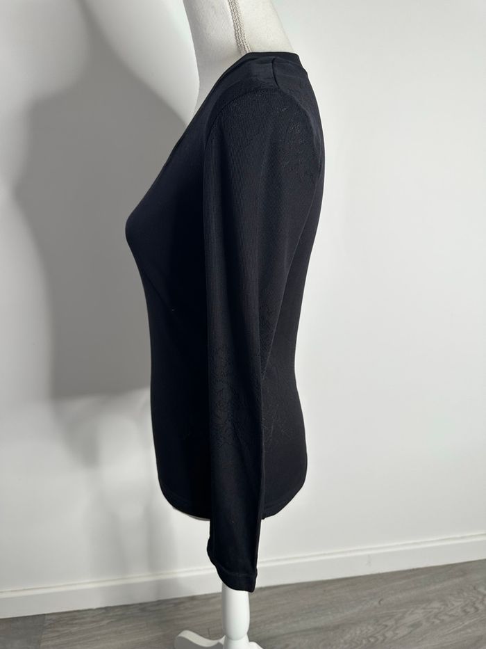 Pull noir maille ajourée fleurs Tricot Artisan Vintage T36 S - photo numéro 3