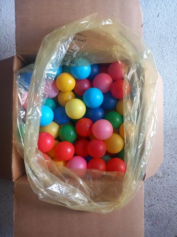 Lot balles pour bébé