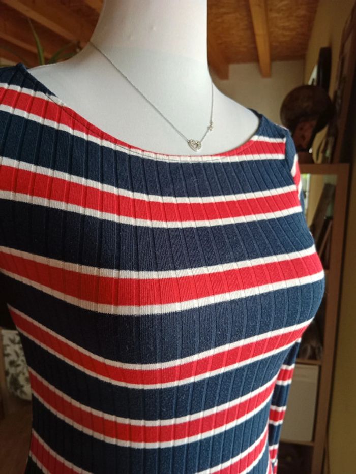 Tee-shirt près du corps 🌸 - photo numéro 2