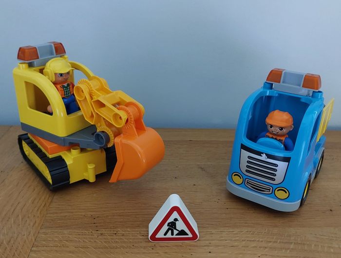 Camion et pelleteuse Réf 10812 Lego Duplo - photo numéro 3