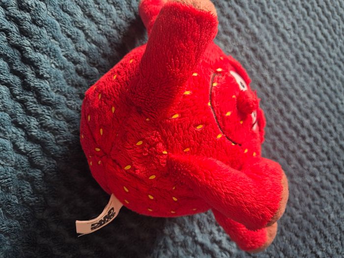 Peluche fraise 🍓 - photo numéro 5
