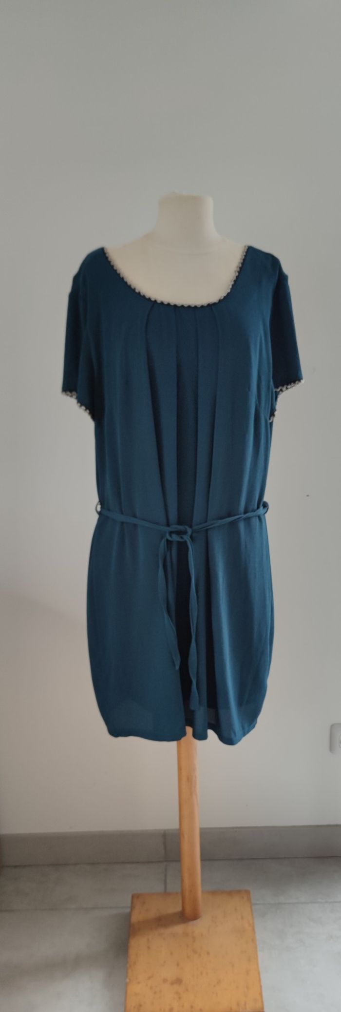 Tunique couleur verte taille 50 marque Kiabi pour femme