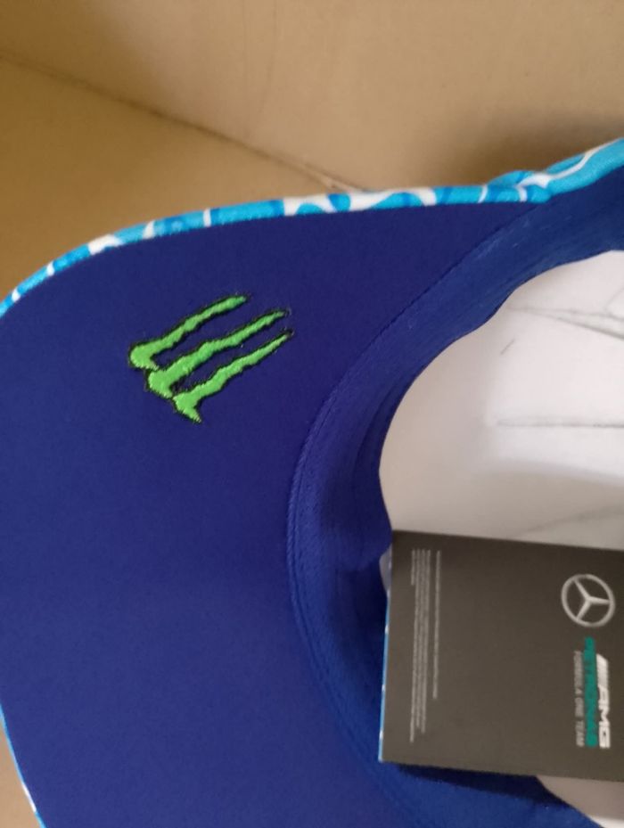 Casquette Mercedes. - photo numéro 5