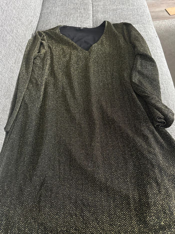 Robe brillante taille S