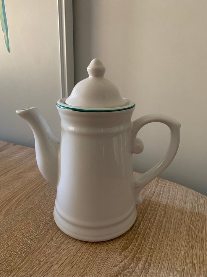 Théière en porcelaine Yves Rocher - photo numéro 1