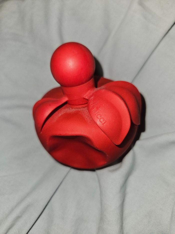 Parfum Nina extra rouge de Nina ricci - photo numéro 2