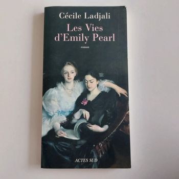 Livre - Les Vies d'Émily Pearl