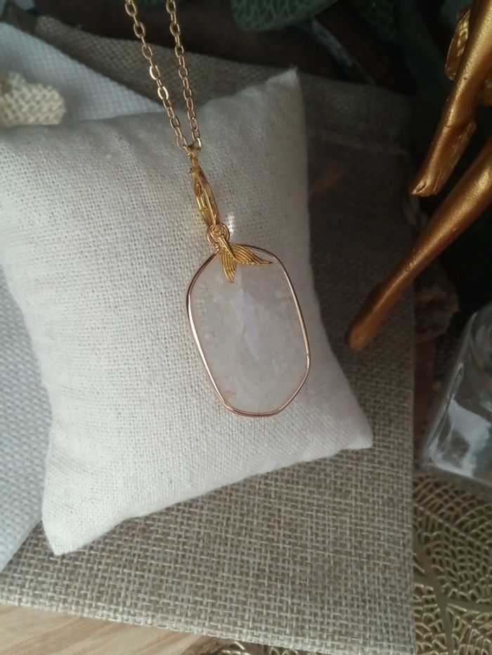 Collier cristal de quartz et queue de baleine/sirène