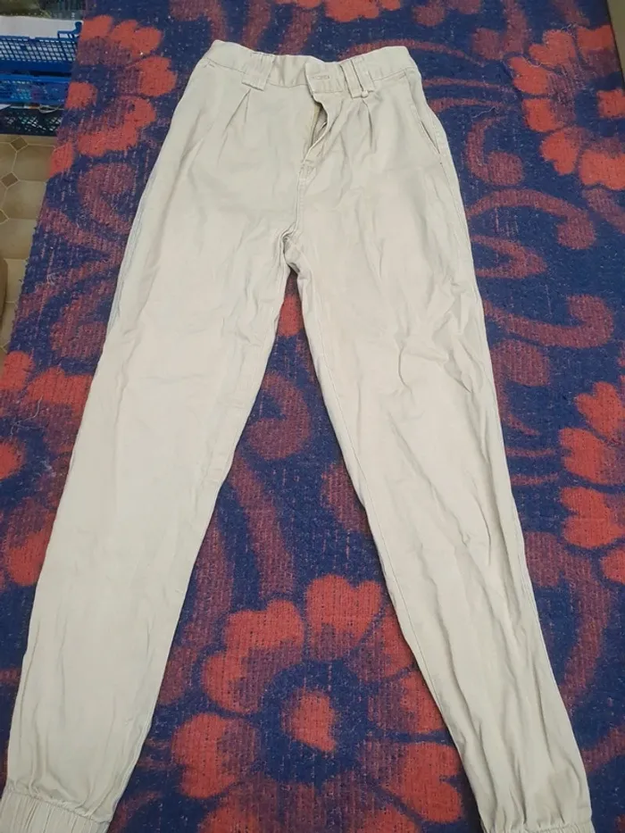 Pantalon cargo beige taille 34 jennyfer