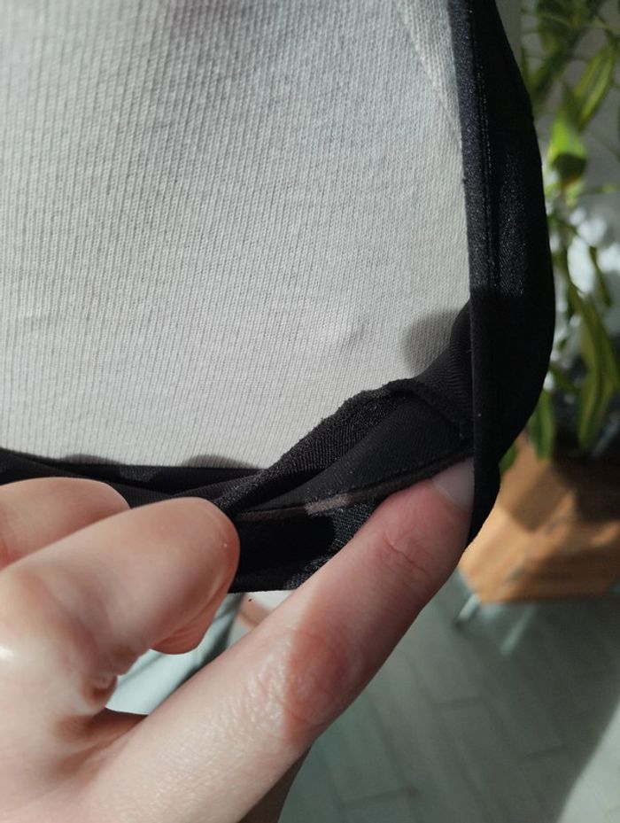 Brassière de sport 🖤 - photo numéro 5